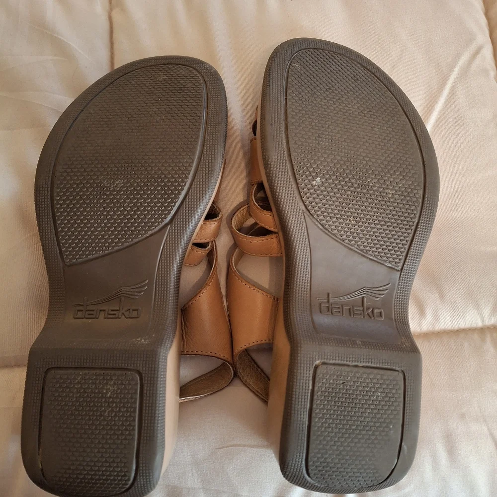 Dansko Tan Leather Platform Sandals with Strappy Upper and Buckle - Picture 4 of 5